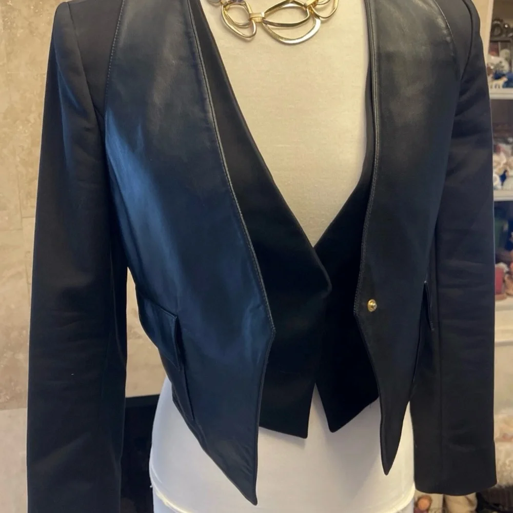 GIANNI VERSACE Leather Top Vest Jacket SZ40 Italy 6 USA Bolero 90s woman’s black - Picture 3 of 16